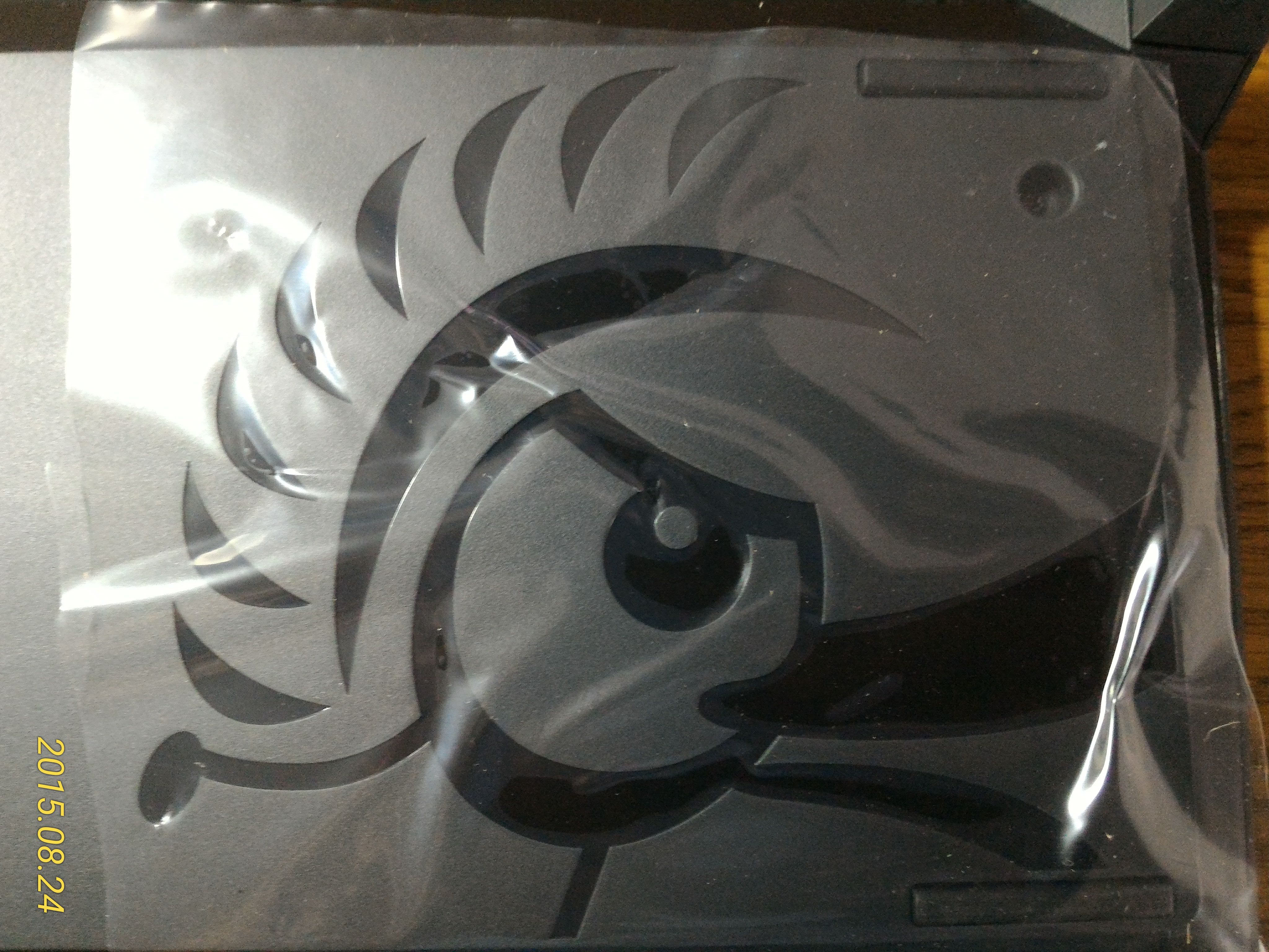 Shine 5 back Ducky logo